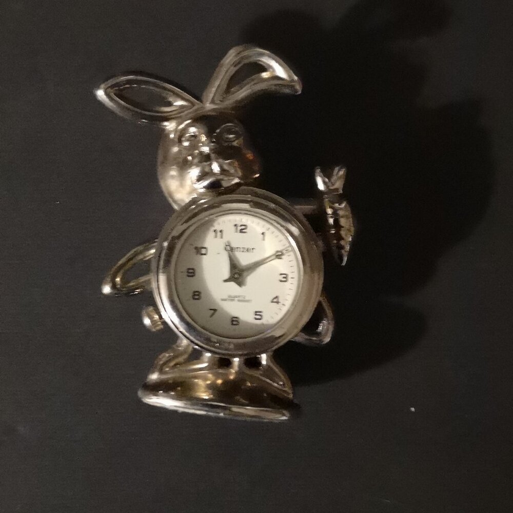 Cenzer Rabbit Bunny Miniature Quartz Novelty Clock Battery Operated Silver Toned